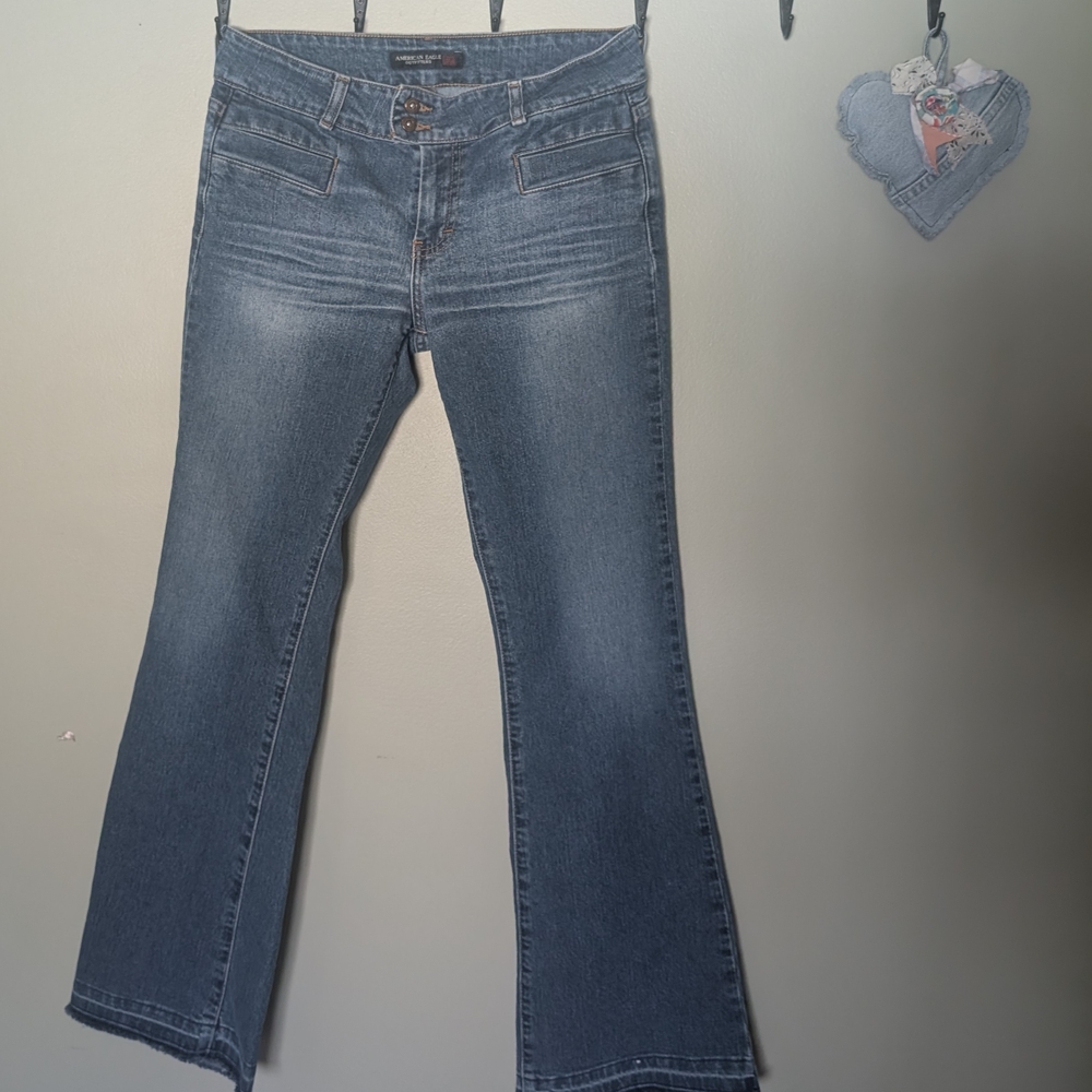 American Eagle Flared Jeans